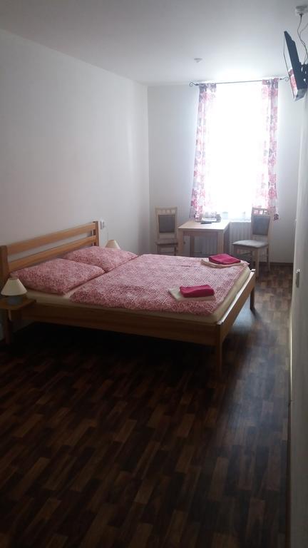 Penzion A Wellness U Trebonske Madony Bagian luar foto